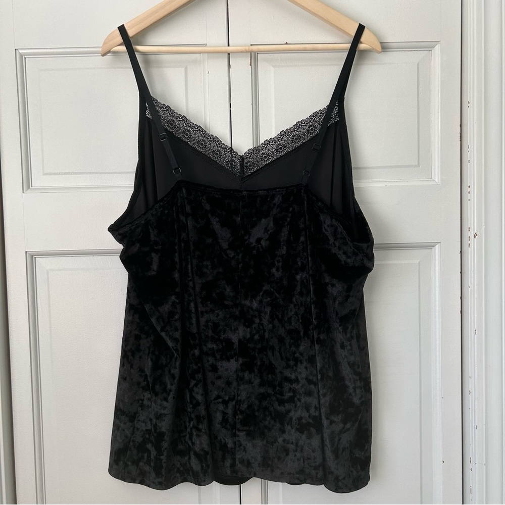 Lacy Sleep Tank - Picture 4 of 5